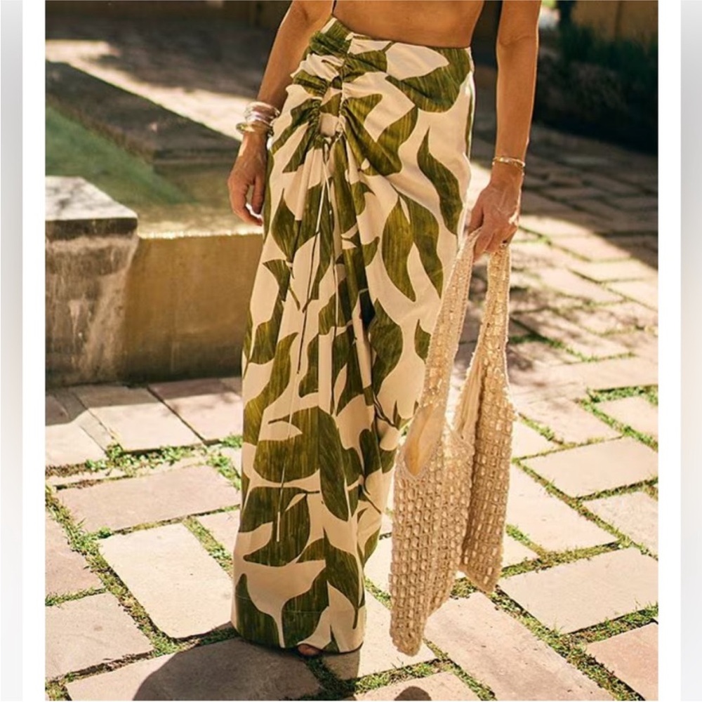NWT Antonio Melani x M.G. Style Lyons Printed Faux Wrap Asymmetric Skirt - Picture 7 of 12
